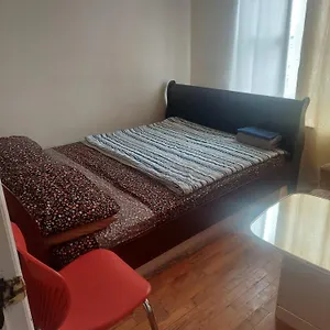 Homestay Crystal 1 Near 12mins To Ewr Airport / Prudential / Njit / Penn Station, Newark